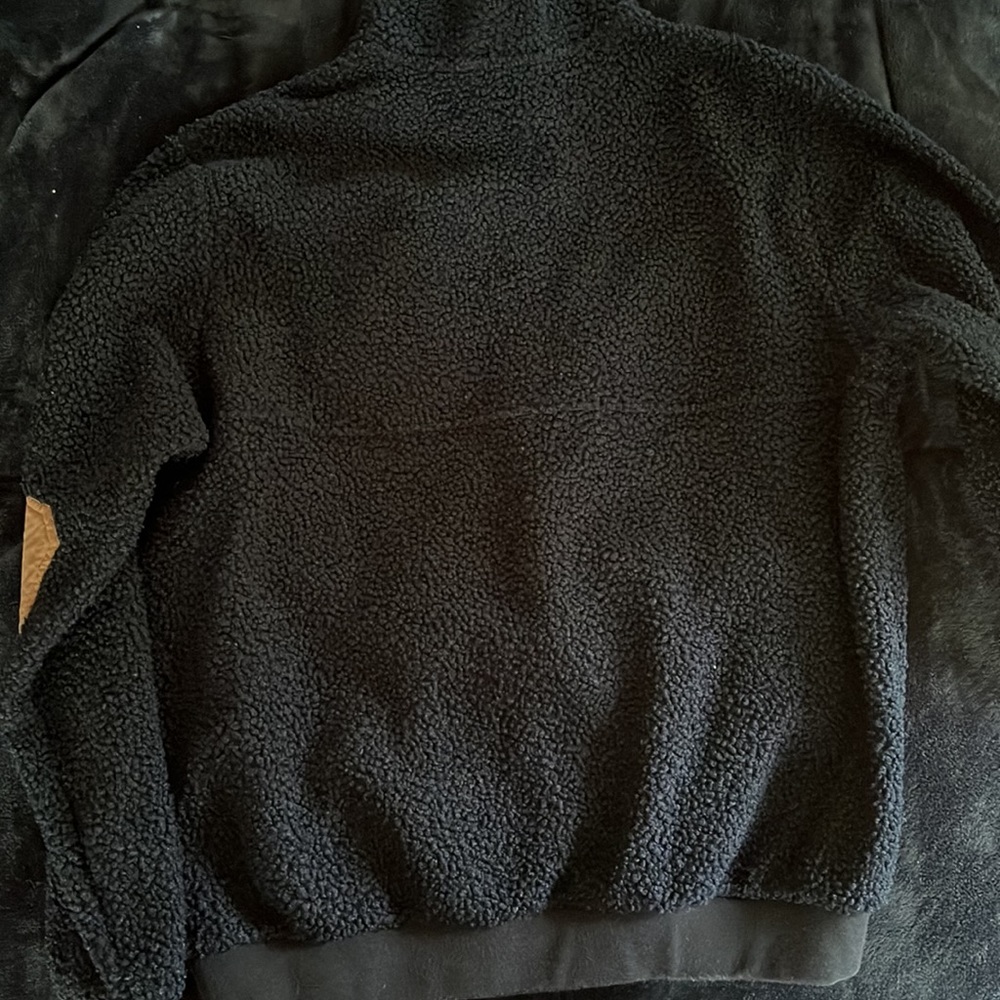 Large Fleece - Picture 2 of 3